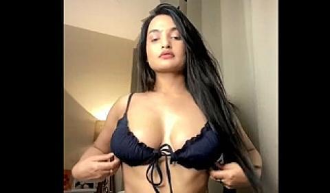 Desi Sex Hd Aditi Mistry Displays Her Ample Bosom In A Nude Black